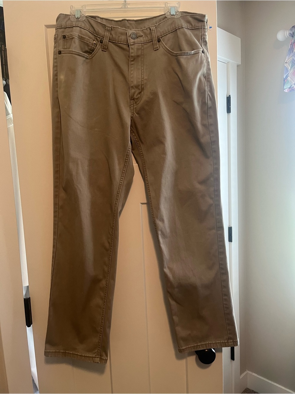 Levi’s Men's Classic 541 Straight-Leg Pants